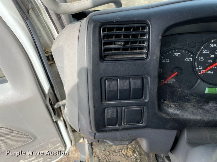 image for item MB9012 2008 Ford LCF  flatbed truck