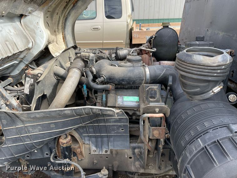 image for item MB9012 2008 Ford LCF  flatbed truck