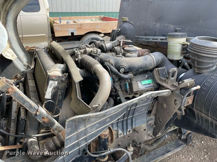 image for item MB9012 2008 Ford LCF  flatbed truck