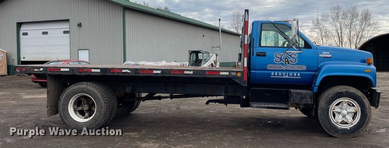 image for item MB9017 1996 Chevrolet Kodiak 5500  dump flatbed truck