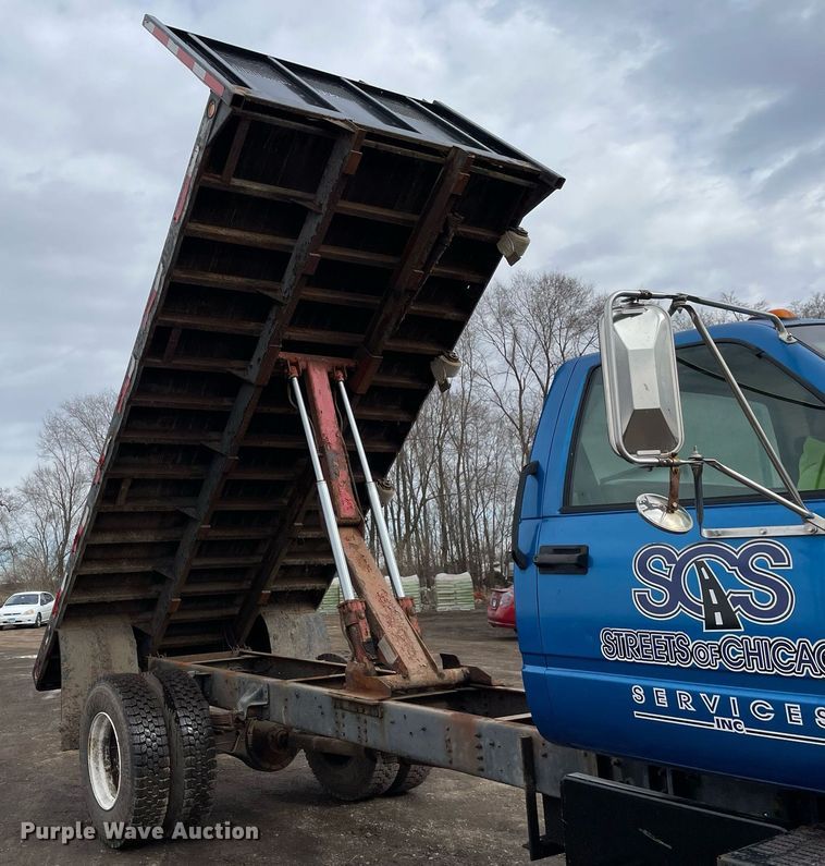 image for item MB9017 1996 Chevrolet Kodiak 5500  dump flatbed truck