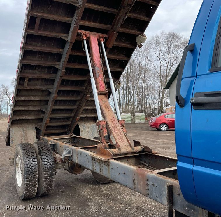 image for item MB9017 1996 Chevrolet Kodiak 5500  dump flatbed truck