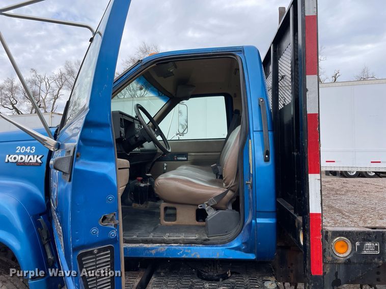 image for item MB9017 1996 Chevrolet Kodiak 5500  dump flatbed truck