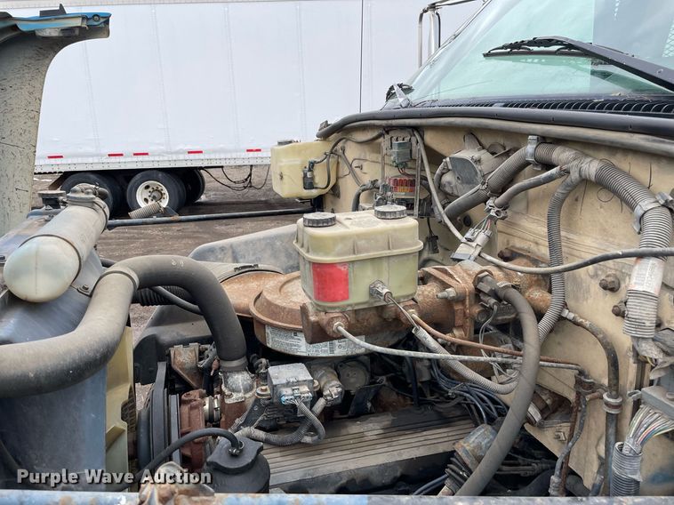 image for item MB9017 1996 Chevrolet Kodiak 5500  dump flatbed truck