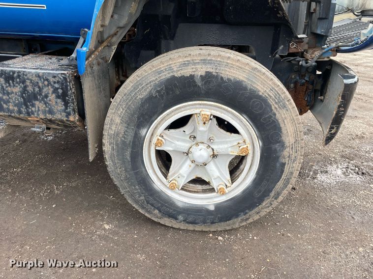 image for item MB9017 1996 Chevrolet Kodiak 5500  dump flatbed truck