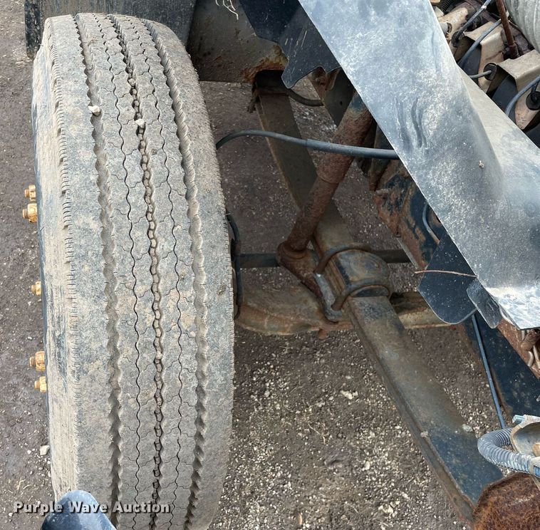 image for item MB9017 1996 Chevrolet Kodiak 5500  dump flatbed truck