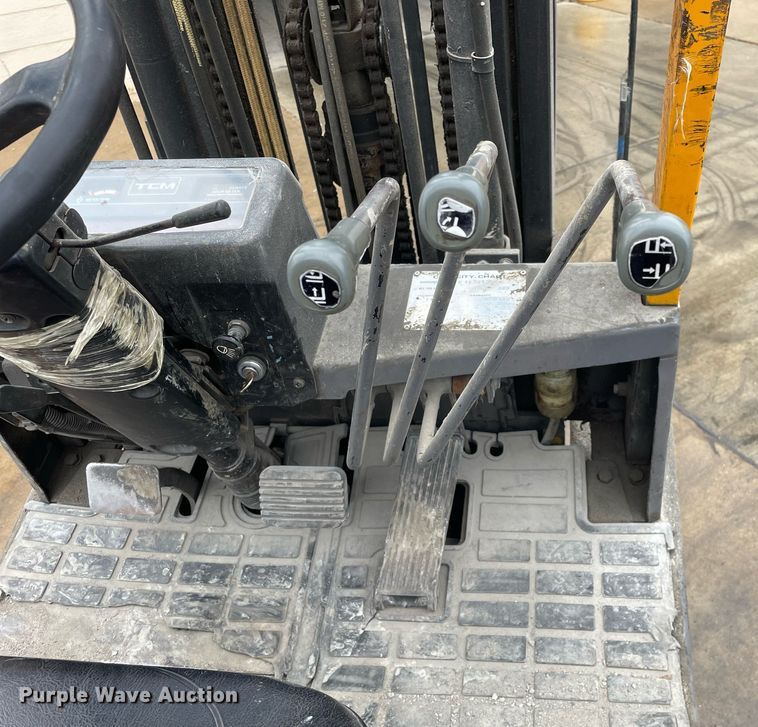 image for item MB9024 TCM FCG15  forklift