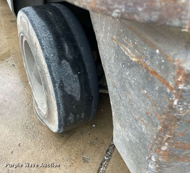 image for item MB9024 TCM FCG15  forklift