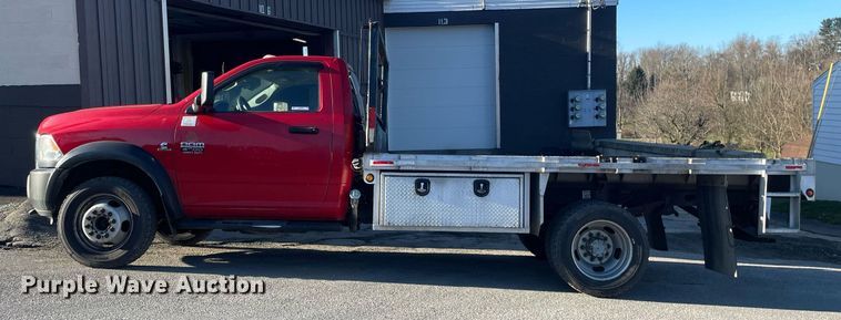 image for item MB9028 2011 Dodge Ram 4500HD  flatbed truck