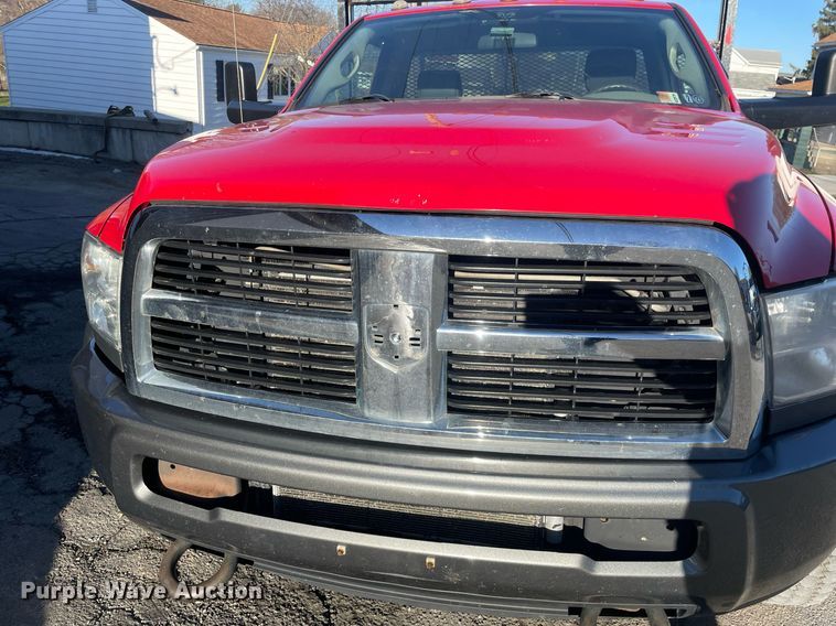 image for item MB9028 2011 Dodge Ram 4500HD  flatbed truck