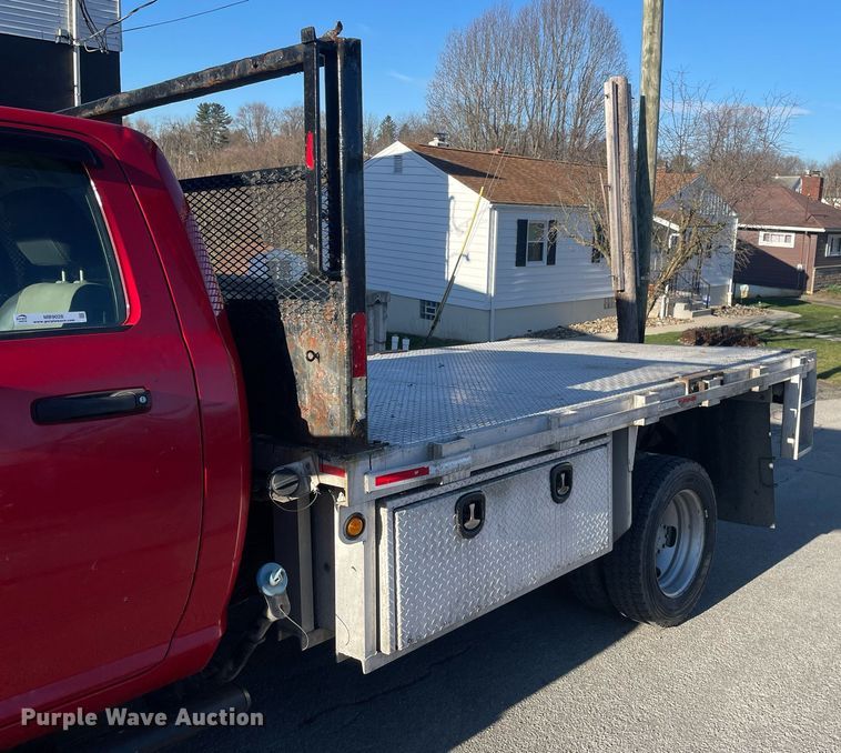 image for item MB9028 2011 Dodge Ram 4500HD  flatbed truck