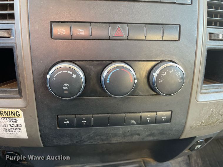 image for item MB9028 2011 Dodge Ram 4500HD  flatbed truck