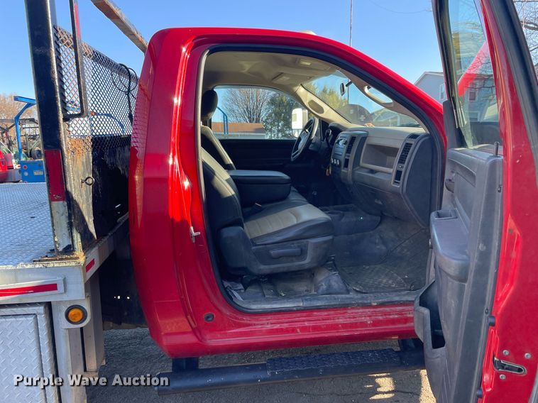 image for item MB9028 2011 Dodge Ram 4500HD  flatbed truck