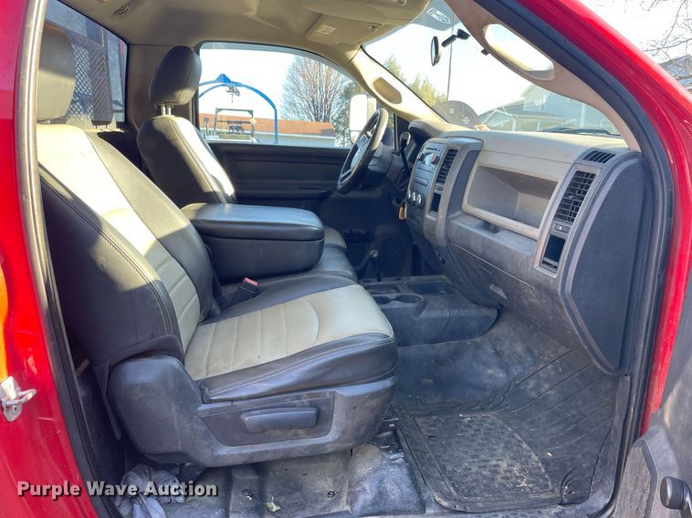 image for item MB9028 2011 Dodge Ram 4500HD  flatbed truck