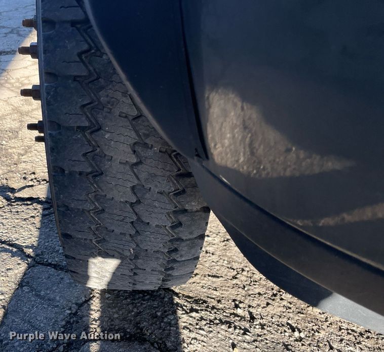 image for item MB9028 2011 Dodge Ram 4500HD  flatbed truck