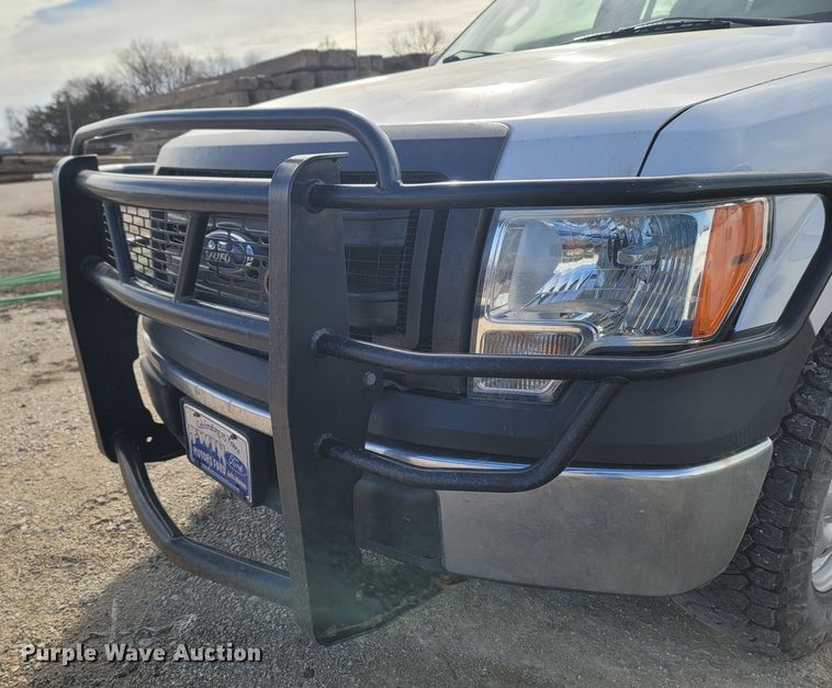 image for item MB9826 2014 Ford F150  SuperCrew pickup truck