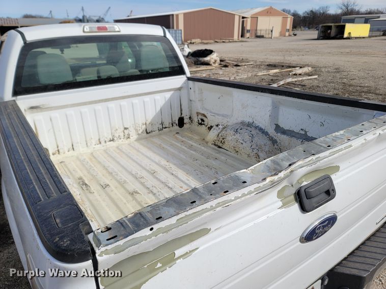 image for item MB9826 2014 Ford F150  SuperCrew pickup truck