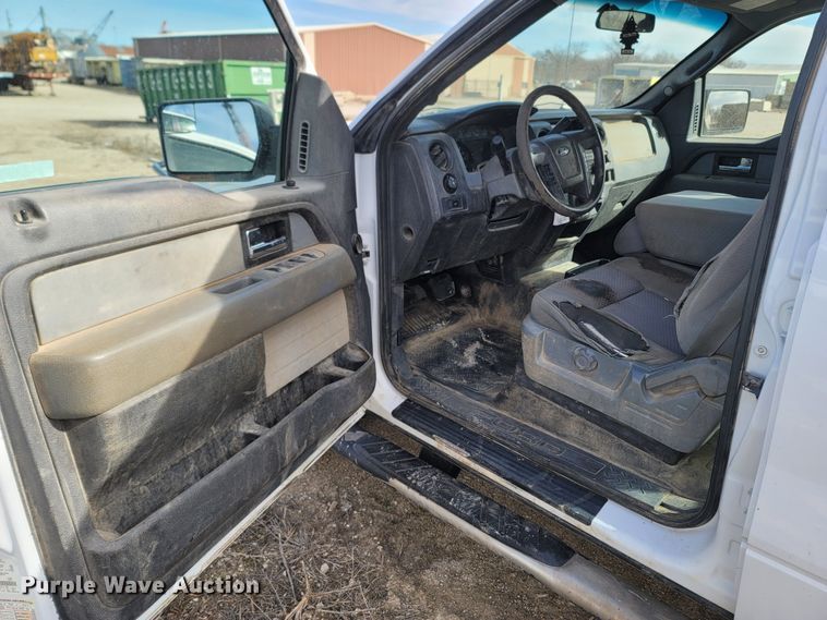 image for item MB9826 2014 Ford F150  SuperCrew pickup truck