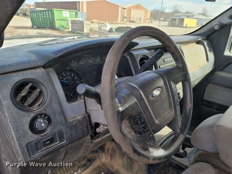 image for item MB9826 2014 Ford F150  SuperCrew pickup truck