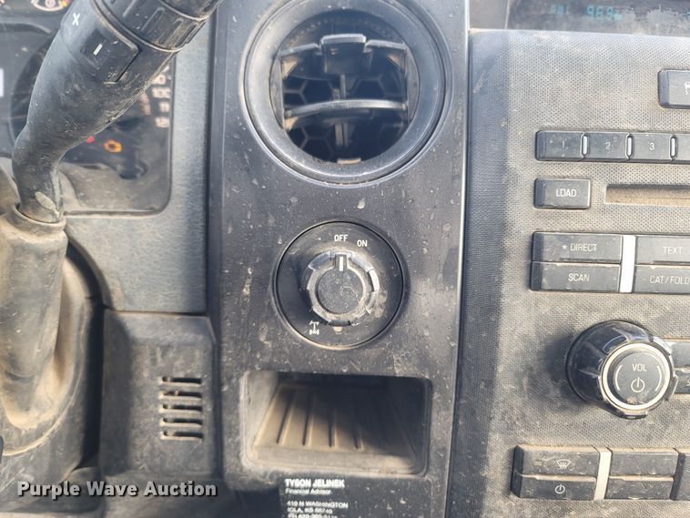 image for item MB9826 2014 Ford F150  SuperCrew pickup truck