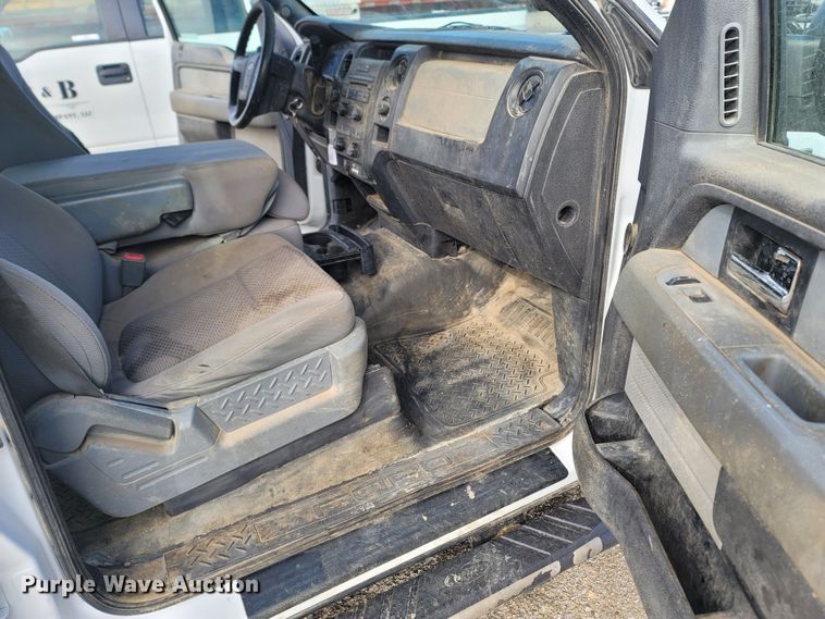 image for item MB9826 2014 Ford F150  SuperCrew pickup truck