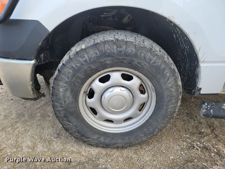 image for item MB9826 2014 Ford F150  SuperCrew pickup truck