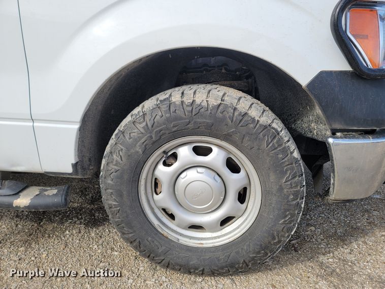 image for item MB9826 2014 Ford F150  SuperCrew pickup truck