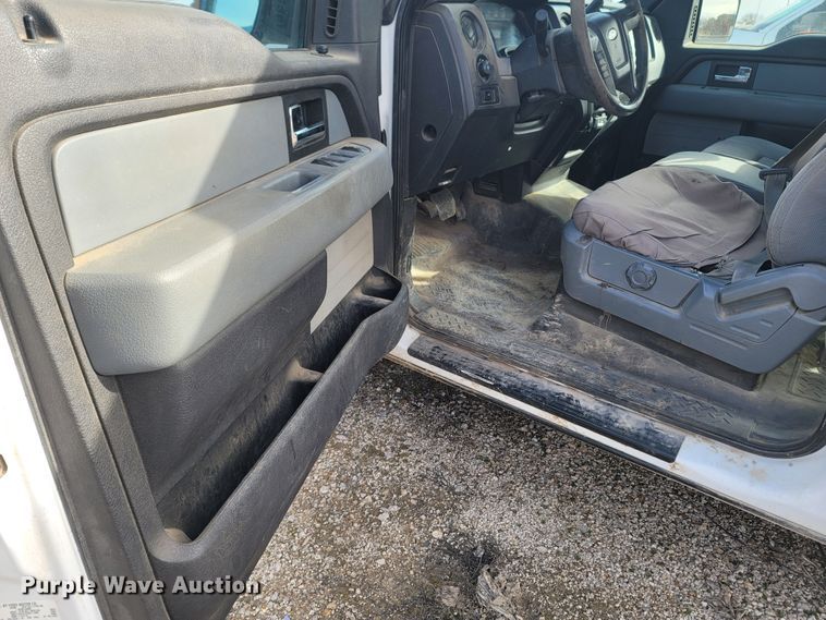 image for item MB9827 2013 Ford F150  SuperCrew pickup truck