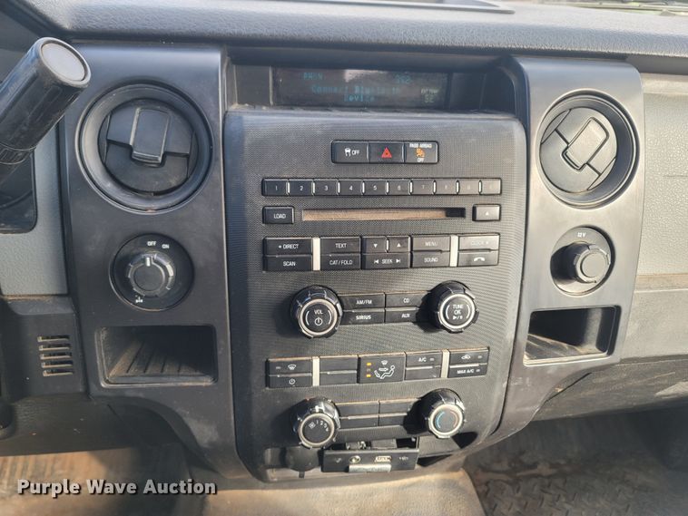 image for item MB9827 2013 Ford F150  SuperCrew pickup truck