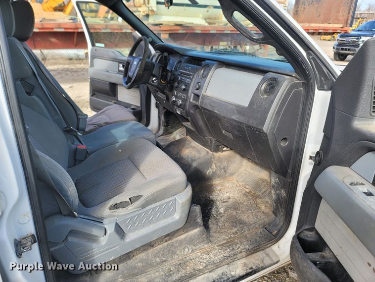 image for item MB9827 2013 Ford F150  SuperCrew pickup truck