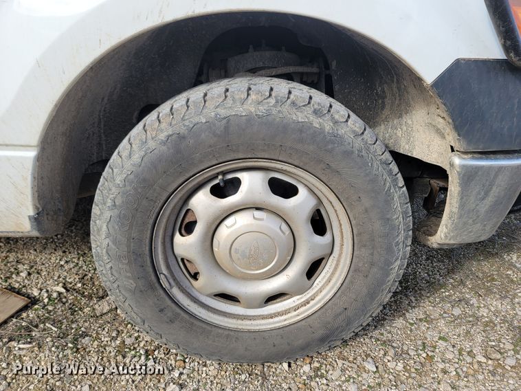 image for item MB9827 2013 Ford F150  SuperCrew pickup truck