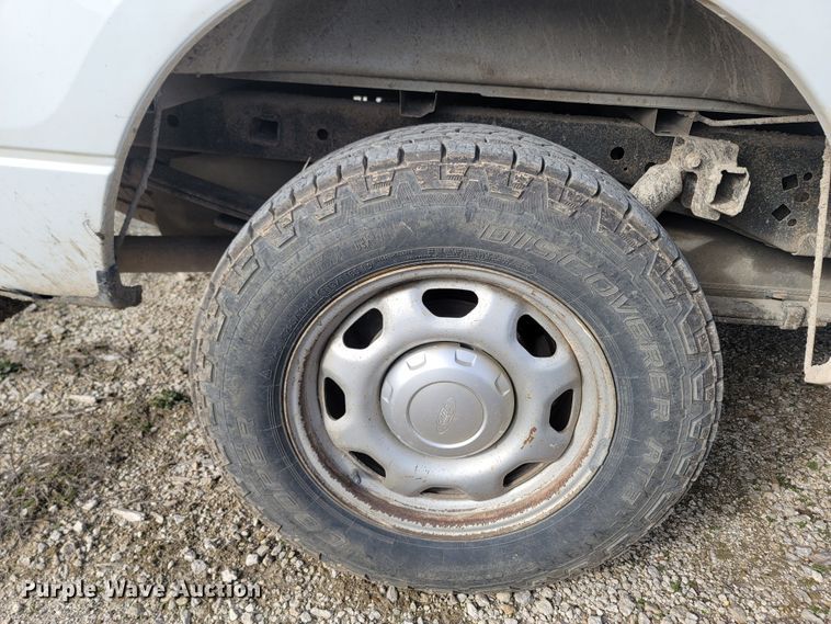 image for item MB9827 2013 Ford F150  SuperCrew pickup truck