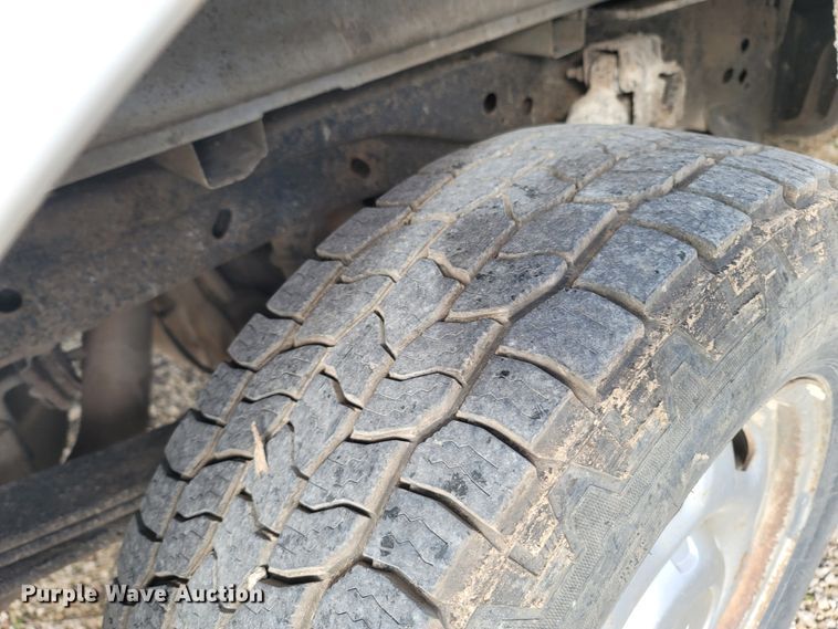 image for item MB9827 2013 Ford F150  SuperCrew pickup truck