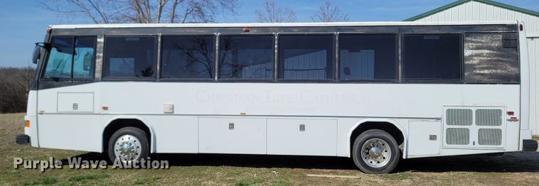 image for item MB9836 1998 Metrotrans TB2242  coach bus