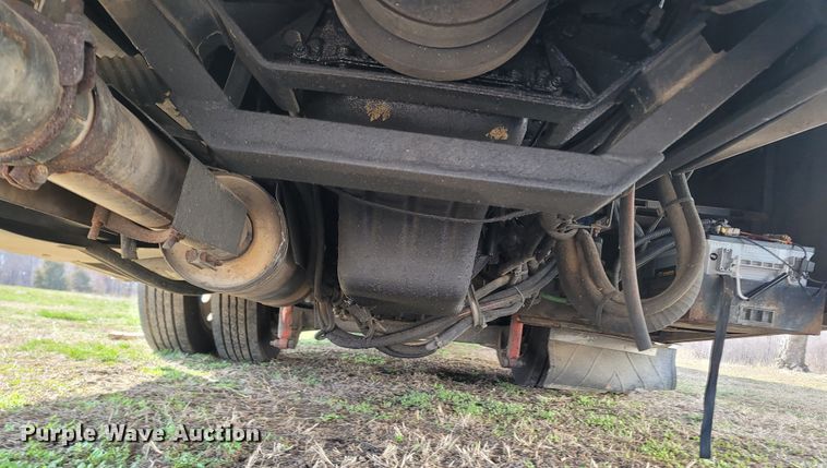 image for item MB9836 1998 Metrotrans TB2242  coach bus