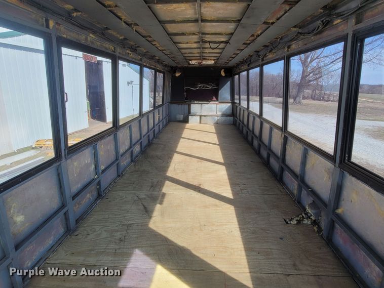 image for item MB9836 1998 Metrotrans TB2242  coach bus