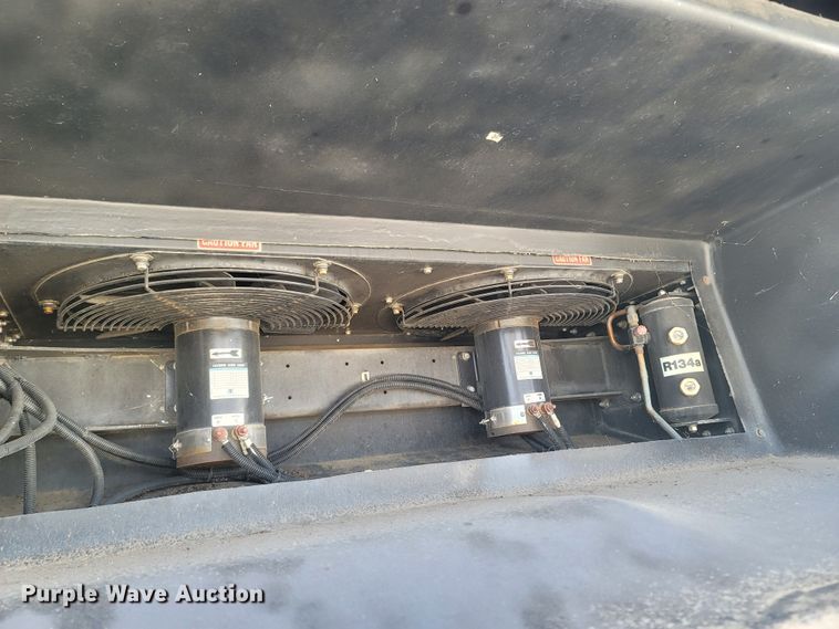 image for item MB9836 1998 Metrotrans TB2242  coach bus