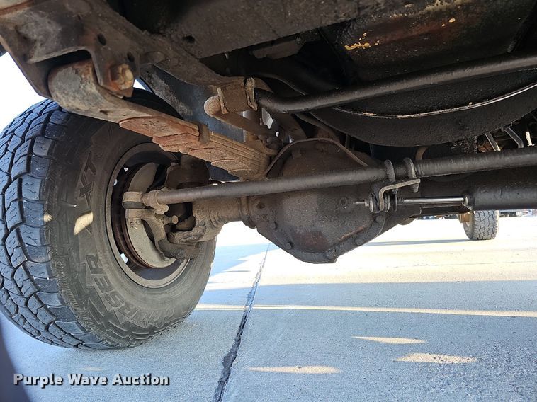 image for item MC9610 1993 Dodge Ram 250  Club Cab pickup truck