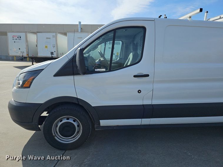 image for item MC9623 2016 Ford Transit 150  van