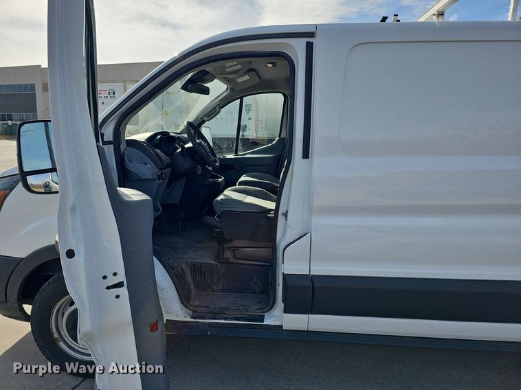image for item MC9623 2016 Ford Transit 150  van