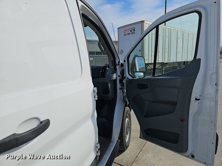 image for item MC9623 2016 Ford Transit 150  van