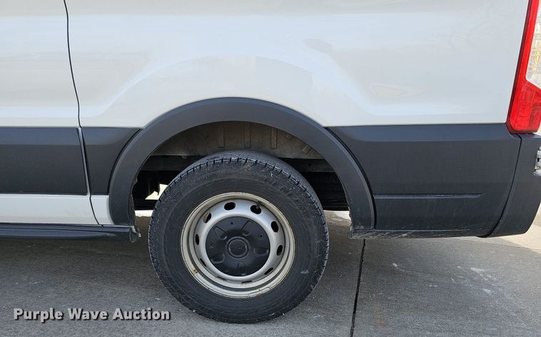 image for item MC9623 2016 Ford Transit 150  van