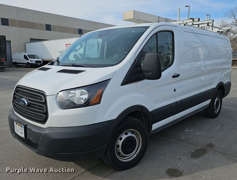 image for item MC9624 2017 Ford Transit 250  van