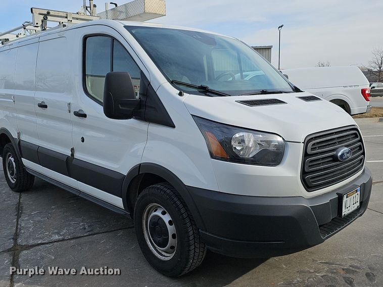 image for item MC9624 2017 Ford Transit 250  van