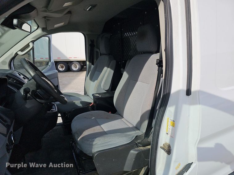 image for item MC9624 2017 Ford Transit 250  van