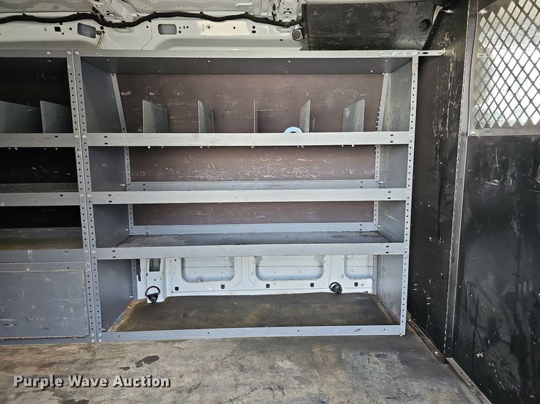 image for item MC9624 2017 Ford Transit 250  van