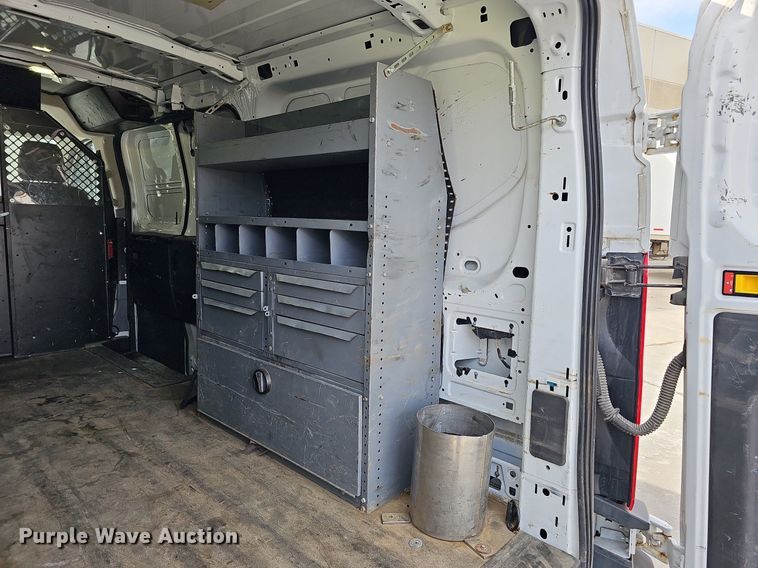 image for item MC9624 2017 Ford Transit 250  van