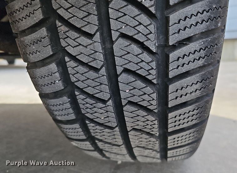 image for item MC9624 2017 Ford Transit 250  van