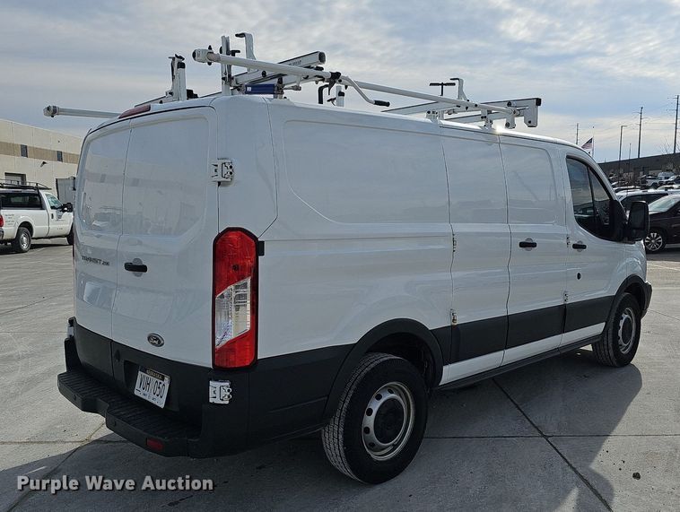 image for item MC9625 2016 Ford Transit 250  van