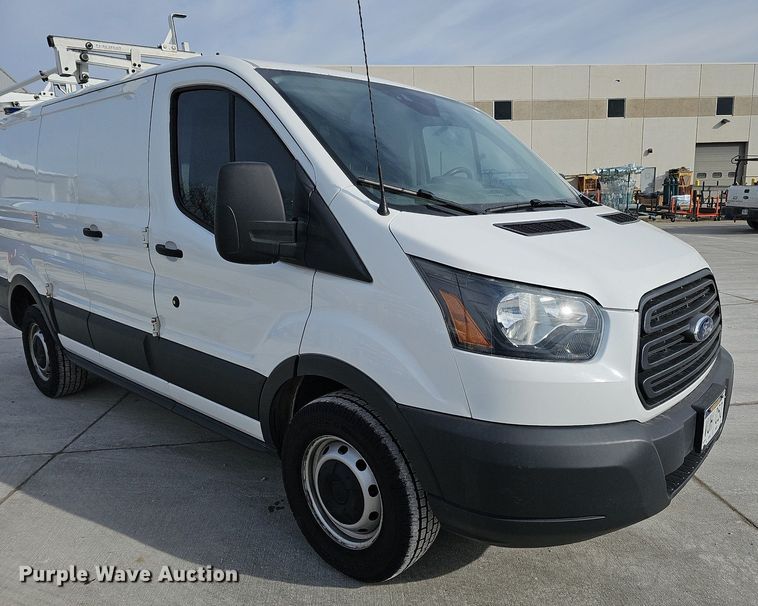 image for item MC9625 2016 Ford Transit 250  van